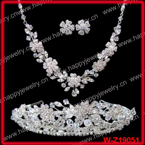 wedding necklace