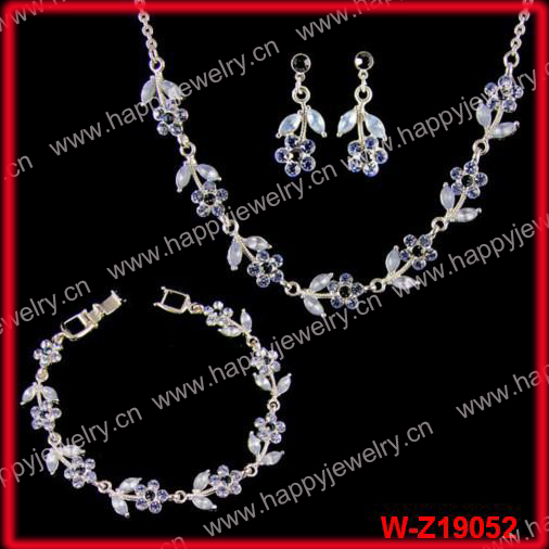 wedding necklace