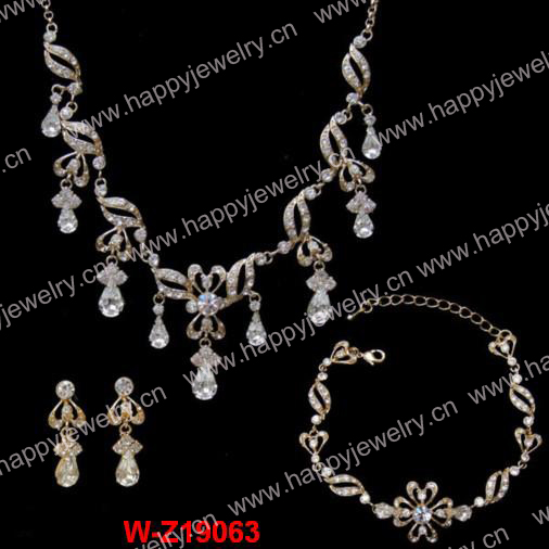 wedding necklace