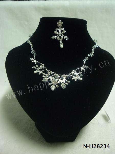 wedding necklace