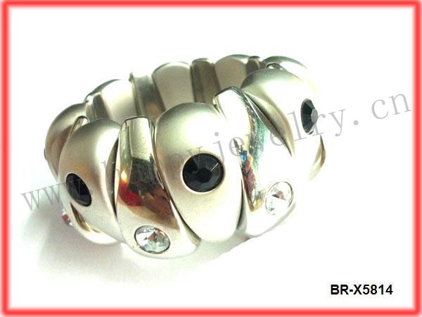 BR-X5814