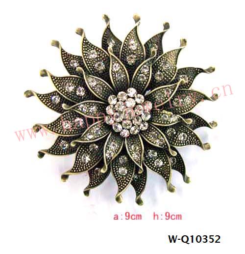 Brooch