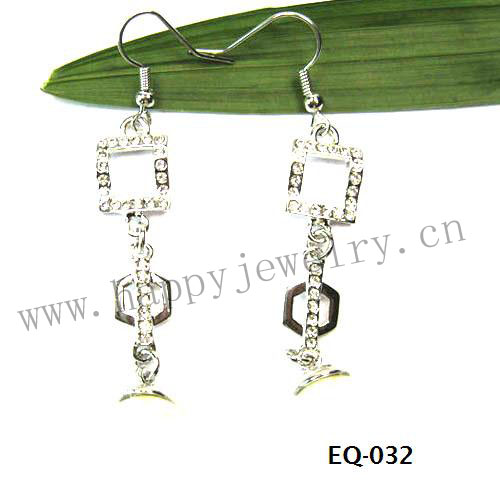 EQ-032