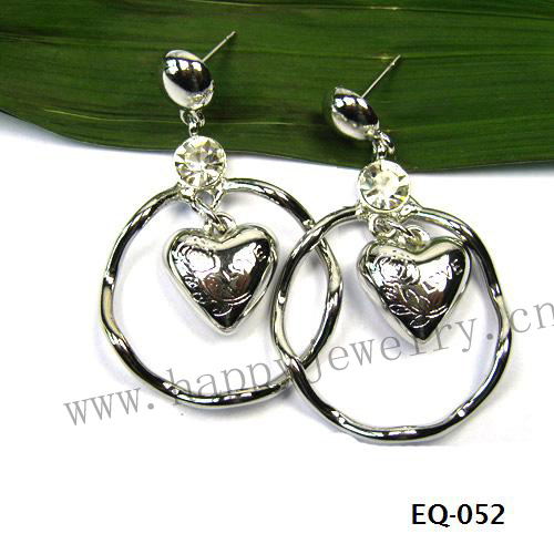 EQ-052