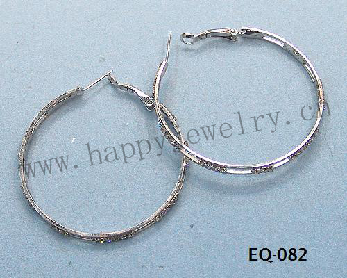 EQ-082