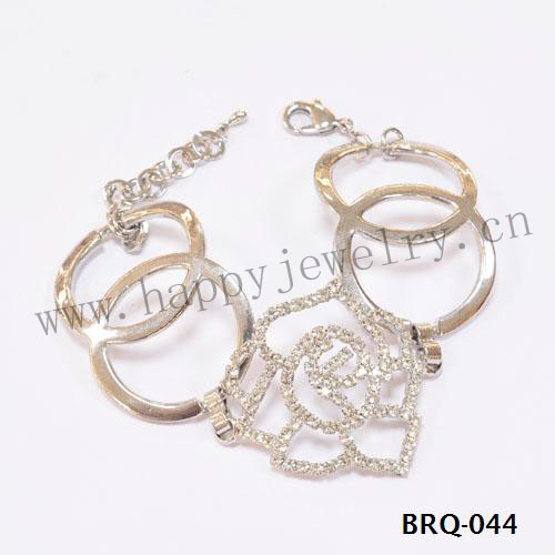 BRQ-044
