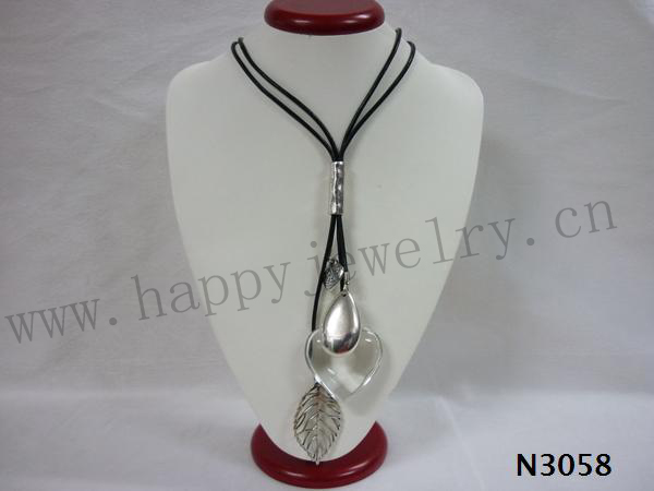 Antique sliver necklace