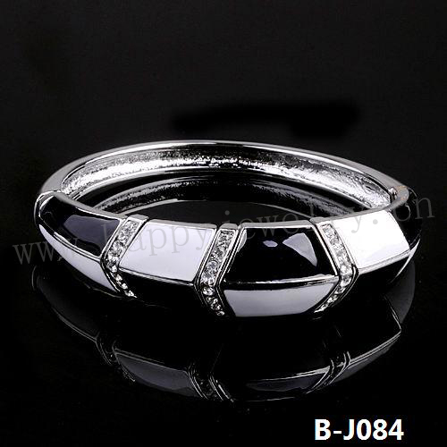 B-J084
