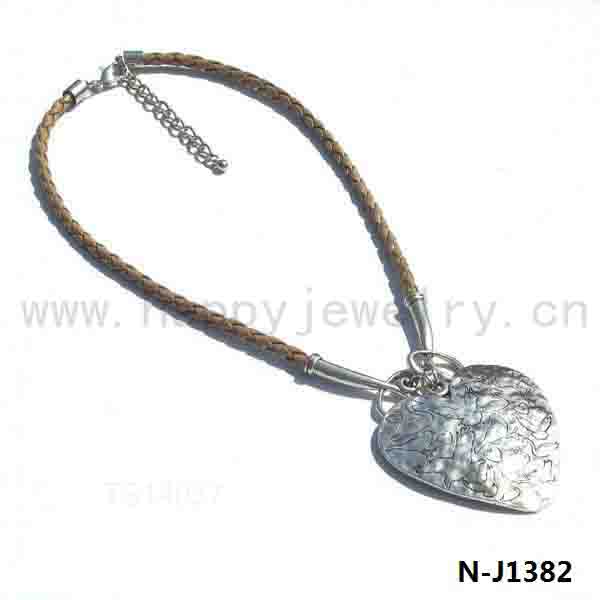 N-J1382