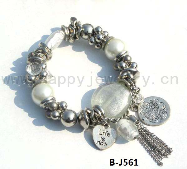 B-J561