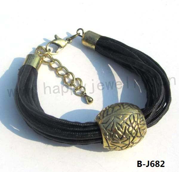 B-J682