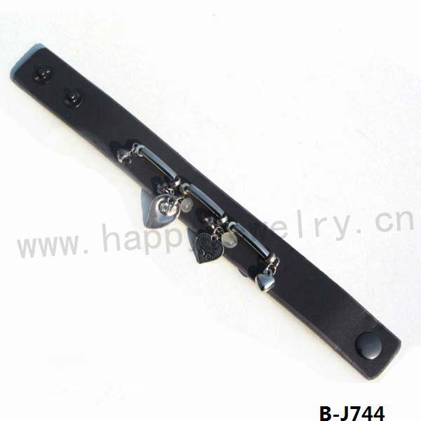 B-J744