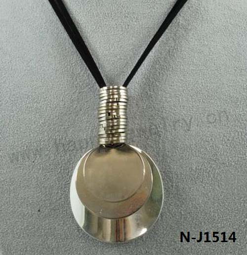 N-J1514